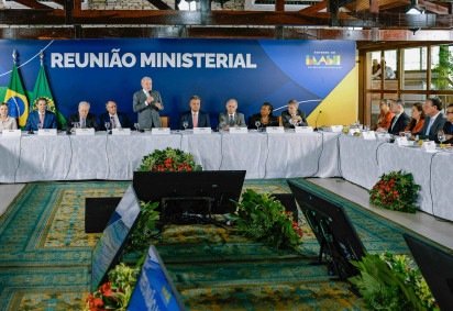 Durante a reunião, Lula afirmou que o reconhecimento será formalizado já na próxima semana e aproveitou o momento para adotar um tom descontraído ao se dirigir ao ministro da Advocacia-Geral da União (AGU), Jorge Messias. -  (crédito:  Ricardo Stuckert / PR) -Durante a reunião, Lula afirmou que o reconhecimento será formalizado já na próxima semana e aproveitou o momento para adotar um tom descontraído ao se dirigir ao ministro da Advocacia-Geral da União (AGU), Jorge Messias. -  (crédito:  Ricardo Stuckert / PR)