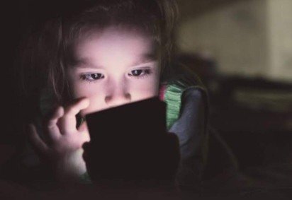 Há risco maior de depressão e obesidade pelo uso precoce de celulares, mostra pesquisa  -  (crédito: Divulgação/Nações Unidas) -Há risco maior de depressão e obesidade pelo uso precoce de celulares, mostra pesquisa  -  (crédito: Divulgação/Nações Unidas)