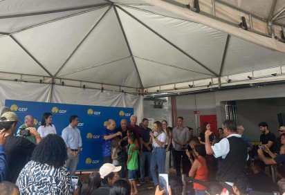 Governador Ibaneis entregou 140 unidades habitacionais no Sol Nascente, em Ceilândia -  (crédito: Lara Costa/CB/DA Press) -Governador Ibaneis entregou 140 unidades habitacionais no Sol Nascente, em Ceilândia -  (crédito: Lara Costa/CB/DA Press)