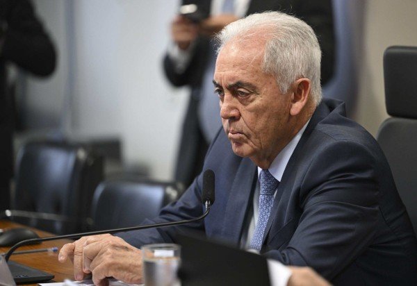 Otto Alencar ressaltou que, embora seja contrário ao projeto, sua atuação como presidente da comissão está condicionada ao regimento e à vontade da maioria
 -  (crédito:  Saulo Cruz/Agência Senado)