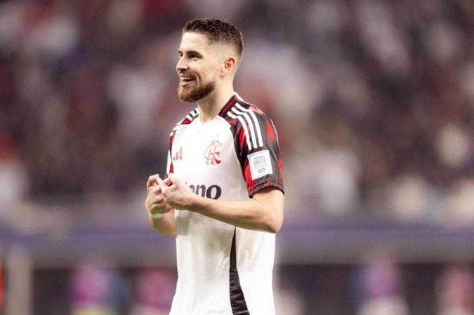 De pênalti, Jorginho converteu a cobrança que levou o Flamengo à prorrogação e, consequentemente, à decisão na marca da cal - (crédito: Adriano Fontes/Flamengo) De pênalti, Jorginho converteu a cobrança que levou o Flamengo à prorrogação e, consequentemente, à decisão na marca da cal - (crédito: Adriano Fontes/Flamengo)