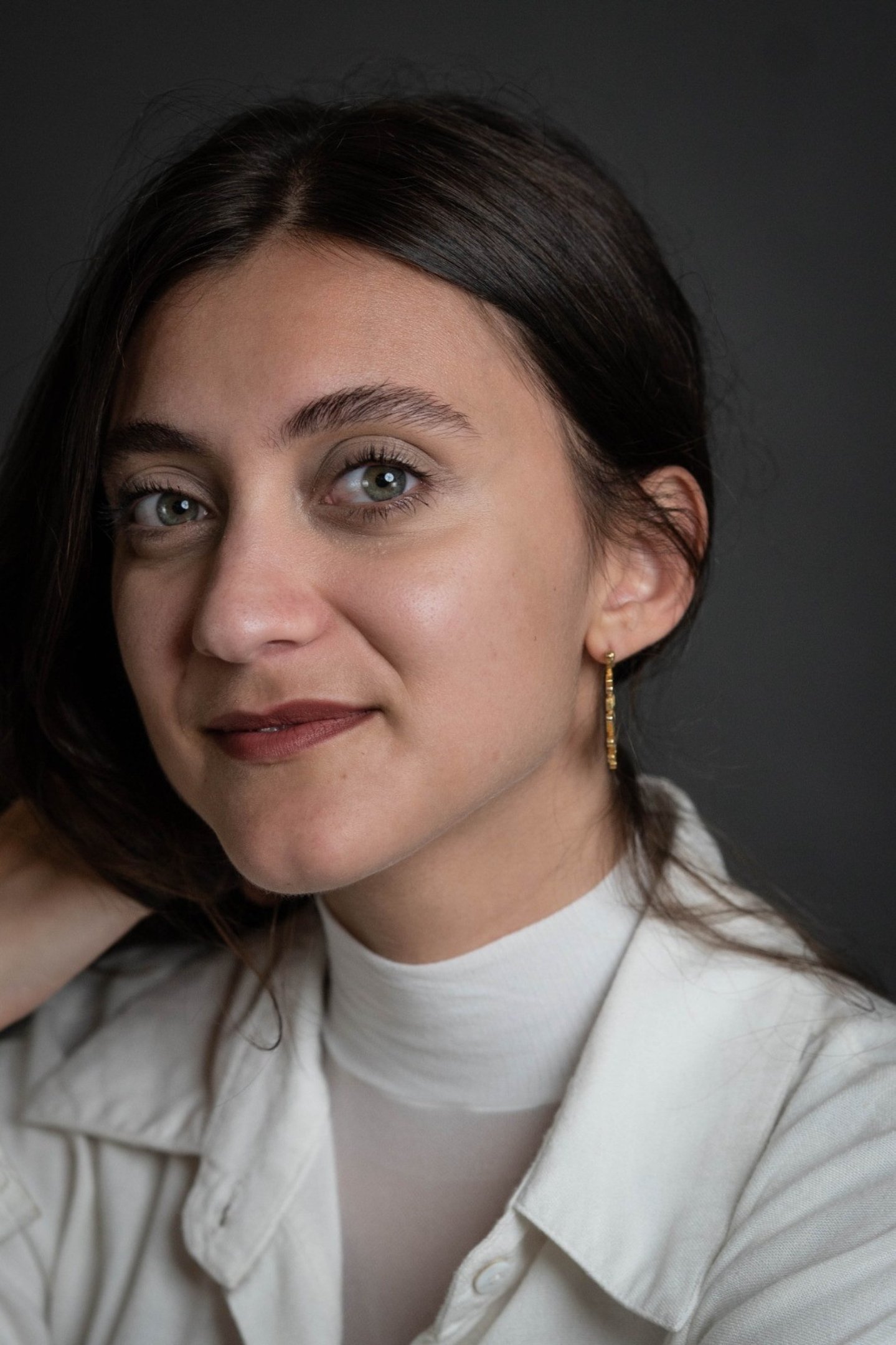 Isadora Ruppert se prepara para estrear em série sobre o tri da Seleção