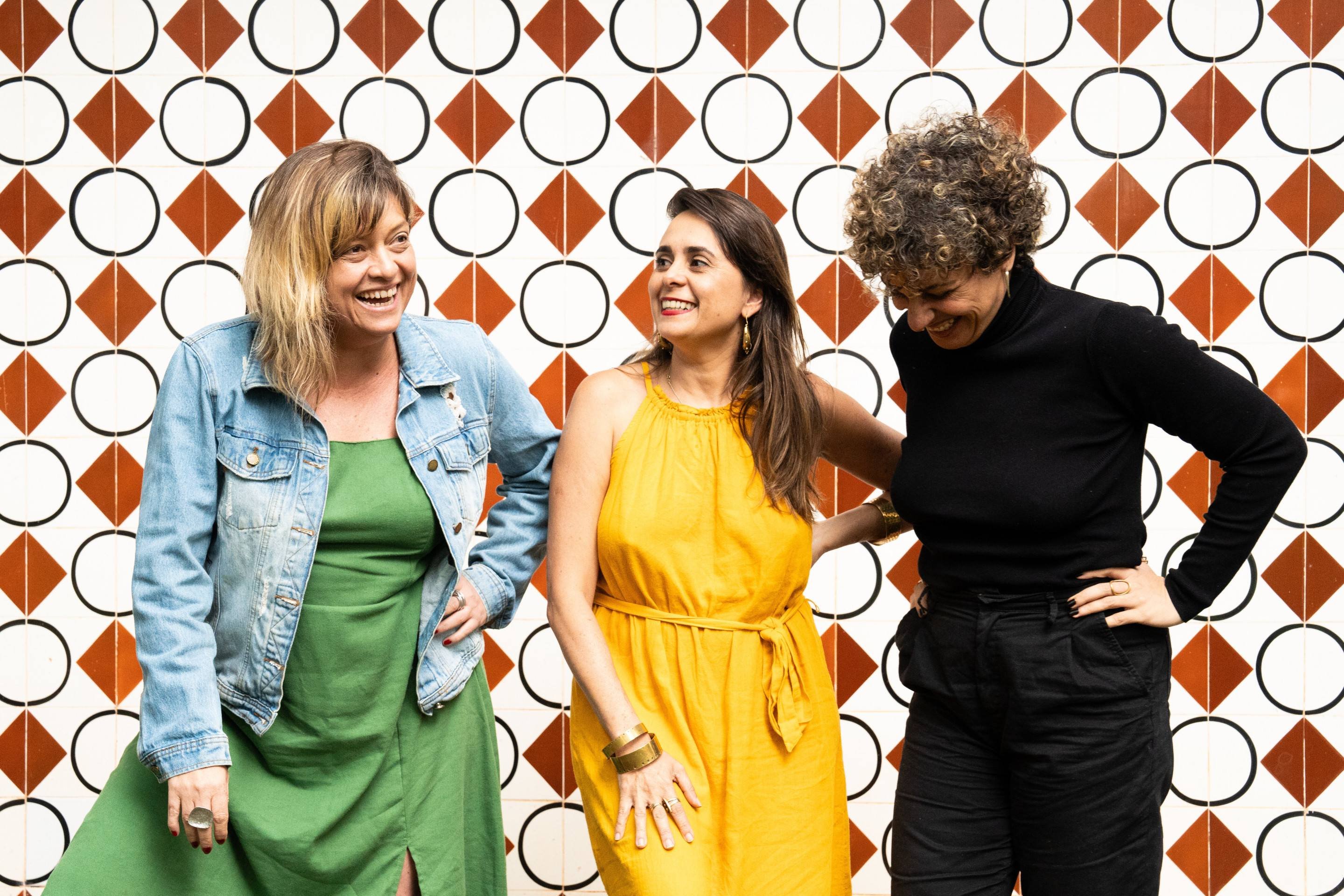 Coletivo Transverso propõe projeto de caminhada com poesia pela W3