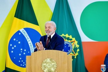 Para Lula, é inaceitável reduzir penas de pessoas que tentaram um golpe  -  (crédito: Ricardo Stuckert/PR)