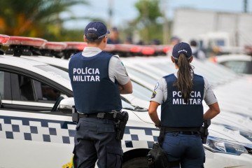 Policiais militares do 10º Batalhão da Polícia Militar do Distrito Federal (PMDF) foram acionados para atender a ocorrência - (crédito: Divulgação/Agência Brasília) Policiais militares do 10º Batalhão da Polícia Militar do Distrito Federal (PMDF) foram acionados para atender a ocorrência - (crédito: Divulgação/Agência Brasília)