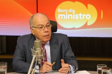 O texto será 'passado a limpo' pelo Conselho Europeu, de acordo com o ministro das Relações Exteriores do Brasil, Mauro Vieira - (crédito: Fabio Rodrigues-Pozzebom/ Agência Brasil) O texto será 'passado a limpo' pelo Conselho Europeu, de acordo com o ministro das Relações Exteriores do Brasil, Mauro Vieira - (crédito: Fabio Rodrigues-Pozzebom/ Agência Brasil)