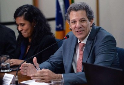  18/12/2025. Crédito: Minervino Júnior/CB/D.A Press. Brasil.  Brasilia - DF. Ministro da Fazenda Fernando Haddad em café da tarde com jornalistas setoristas. -  (crédito: Minervino Júnior/CB/D.A.Press) - 18/12/2025. Crédito: Minervino Júnior/CB/D.A Press. Brasil.  Brasilia - DF. Ministro da Fazenda Fernando Haddad em café da tarde com jornalistas setoristas. -  (crédito: Minervino Júnior/CB/D.A.Press)