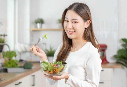 Uma alimentação equilibrada contribui de forma decisiva para a saúde física e mental (Imagem: Kmpzzz | Shutterstock) -  (crédito: EdiCase) -Uma alimentação equilibrada contribui de forma decisiva para a saúde física e mental (Imagem: Kmpzzz | Shutterstock) -  (crédito: EdiCase)