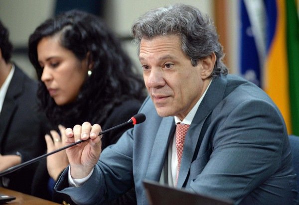  18/12/2025. Crédito: Minervino Júnior/CB/D.A Press. Brasil.  Brasilia - DF. Ministro da Fazenda Fernando Haddad em café da tarde com jornalistas setoristas. -  (crédito: Minervino Júnior/CB/D.A.Press)