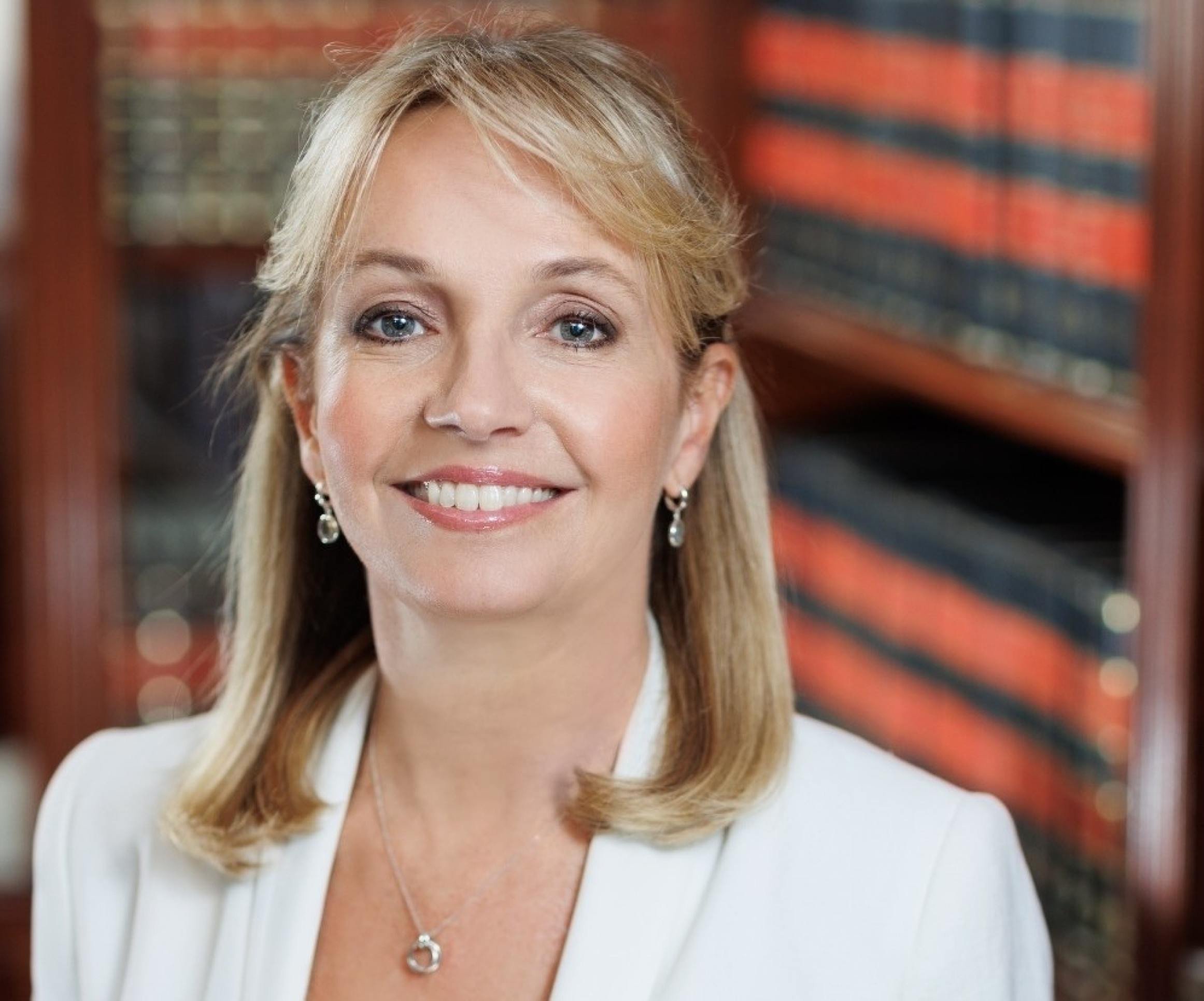 Visão do Direito: Garantir o cumprimento de decisões, eficiência necessária e cautela indispensável