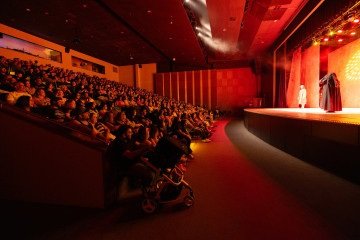 Espetáculos no Sesc são oportunidades acessíveis para o público de Brasília -  (crédito: Vagner Carvalho)