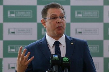  Líder do PL diz que redução de penas alcançaria todos os condenados, incluindo o ex-presidente Jair Bolsonaro -  (crédito: Lula Marques/ Agência Brasil)
