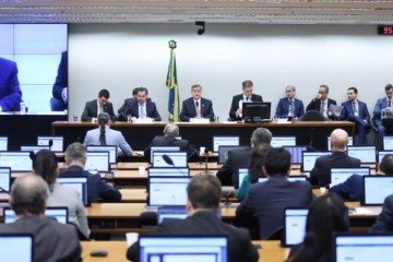 
Discussão e votação de propostas legislativas – LOA para 2026 -  (crédito: Kayo Magalhães / Câmara dos Deputados)