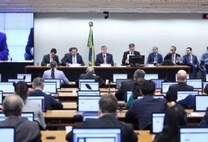 
Discussão e votação de propostas legislativas – LOA para 2026 -  (crédito: Kayo Magalhães / Câmara dos Deputados) -
Discussão e votação de propostas legislativas – LOA para 2026 -  (crédito: Kayo Magalhães / Câmara dos Deputados)