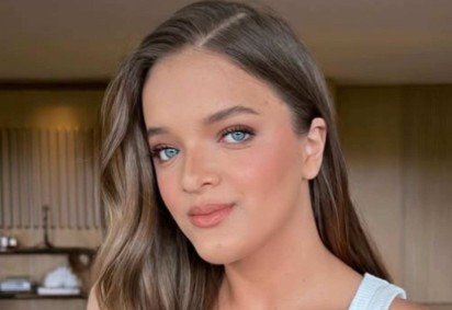 Rafa Justus rasga o verbo contra fã após ler que teve o rosto 'reformado' -  (crédito: Reprodução/Instagram) -Rafa Justus rasga o verbo contra fã após ler que teve o rosto 'reformado' -  (crédito: Reprodução/Instagram)