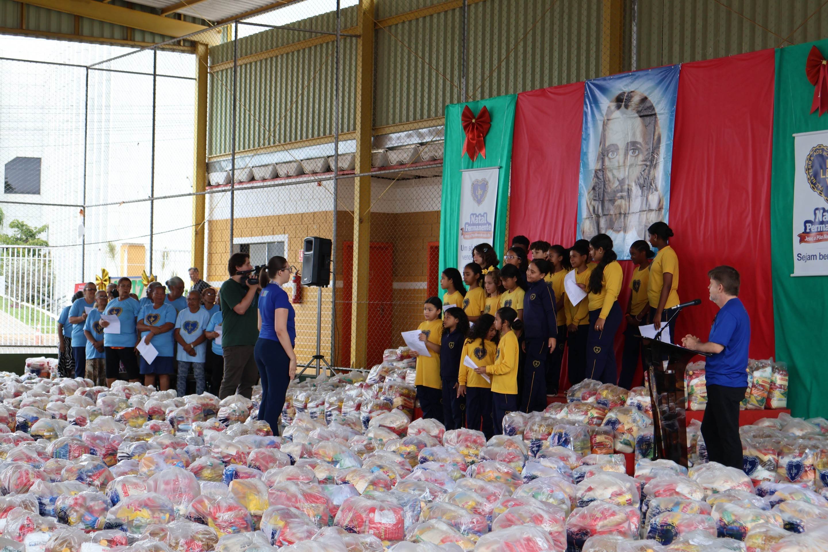  19/12/2025 Bruna Gaston CB/DA Press. Natal permanente Jesus, p&atilde;o nosso de cada dia. LBV       