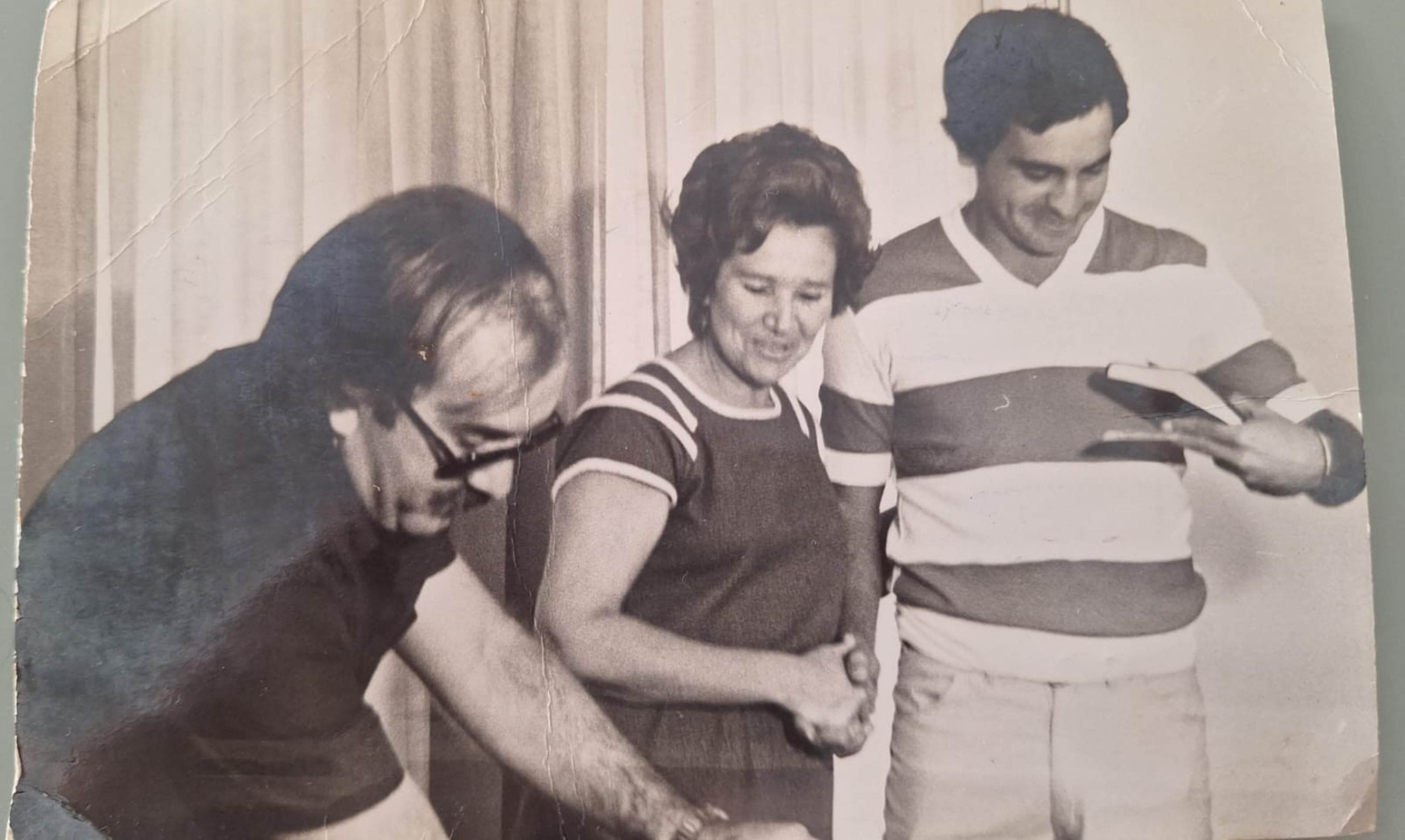  Falecido jornalista, Eduardo Franklin (camisa listrada) trabalhou como rep&oacute;rter no Correio entre 1978 e 1986