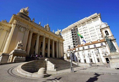 As investigações apontam, por enquanto, apenas TH Joias como membro do grupo criminoso -  (crédito: Divulgação/Alerj) -As investigações apontam, por enquanto, apenas TH Joias como membro do grupo criminoso -  (crédito: Divulgação/Alerj)