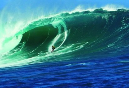 Em julho de 2025, Jaguaruna, no litoral sul de Santa Catarina, ganhou destaque mundial após o surfista Lucas Chumbo registrar ali a maior onda já surfada no Brasil: impressionantes 14,82 metros. O feito foi impulsionado pela passagem de um ciclone extratropical. -  (crédito: Divulgação/Turismo Jaguaruna) -Em julho de 2025, Jaguaruna, no litoral sul de Santa Catarina, ganhou destaque mundial após o surfista Lucas Chumbo registrar ali a maior onda já surfada no Brasil: impressionantes 14,82 metros. O feito foi impulsionado pela passagem de um ciclone extratropical. -  (crédito: Divulgação/Turismo Jaguaruna)