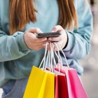                     -  (crédito:             )