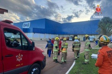  Até o momento, não há informações detalhadas sobre as causas da falha do equipamento -  (crédito: Divulgação/CBMDF)