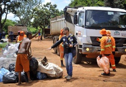 Opera&ccedil;&atilde;o realizou 60 atendimentos, removeu 35 estruturas prec&aacute;rias e utilizou 13 caminh&otilde;es para a retirada de materiais -  (crédito:  Marcelo Ferreira/CB/D.A Press) -Opera&ccedil;&atilde;o realizou 60 atendimentos, removeu 35 estruturas prec&aacute;rias e utilizou 13 caminh&otilde;es para a retirada de materiais -  (crédito:  Marcelo Ferreira/CB/D.A Press)