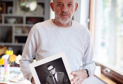 A mala que guardava os segredos do pai de Antony -  (crédito: Charlie Northcott/BBC) -A mala que guardava os segredos do pai de Antony -  (crédito: Charlie Northcott/BBC)