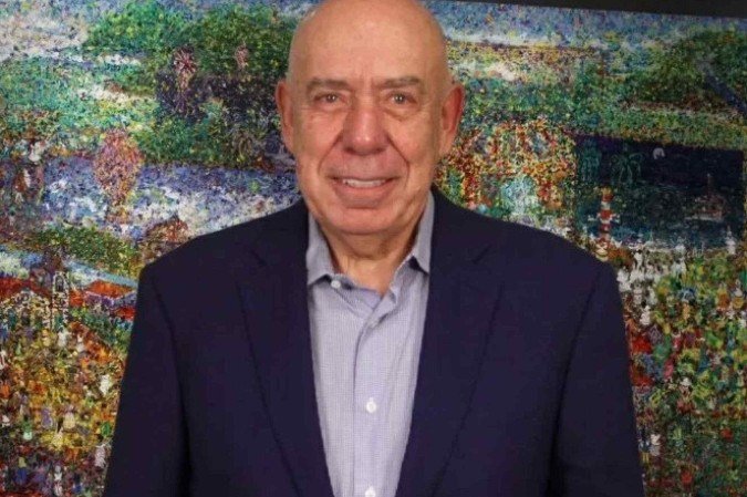 Amilcare Dallevo Júnior compra as ações de Marcelo de Carvalho na RedeTV!