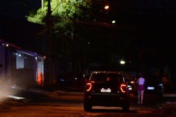 Polícia Penal faz ronda em Ceilândia para monitorar presos no saidão de Natal - (crédito: Minervino Júnior/CB/D.A.Press) Polícia Penal faz ronda em Ceilândia para monitorar presos no saidão de Natal - (crédito: Minervino Júnior/CB/D.A.Press)