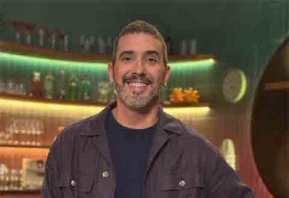 O apresentador e ator André Marques revelou que perdeu 20 quilos em apenas oito meses, resultado de uma rotina mais disciplinada e mudança significativa nos hábitos. -  (crédito: Reprodução do Instagram @euandremarques) -O apresentador e ator André Marques revelou que perdeu 20 quilos em apenas oito meses, resultado de uma rotina mais disciplinada e mudança significativa nos hábitos. -  (crédito: Reprodução do Instagram @euandremarques)