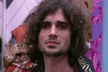 Fiuk surge com rosto ensanguentado e deixa público em pânico -  (crédito: Reprodução/TV Globo)