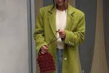 As vezes as cores podem ser mais discretas - (crédito: Reprodução/Instagram (@tcreads_clothingexchange) ) As vezes as cores podem ser mais discretas - (crédito: Reprodução/Instagram (@tcreads_clothingexchange) )