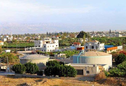 Localizada na Cisjordânia, próxima ao rio Jordão e ao norte do Mar Morto, Jericó é amplamente reconhecida como a cidade mais antiga do mundo. 
 -  (crédito: anusz J./Wikimédia Commons) -Localizada na Cisjordânia, próxima ao rio Jordão e ao norte do Mar Morto, Jericó é amplamente reconhecida como a cidade mais antiga do mundo. 
 -  (crédito: anusz J./Wikimédia Commons)