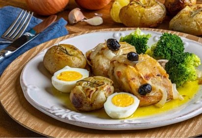 Bacalhau com batata (Imagem: bnetto | Shutterstock) -  (crédito: EdiCase) -Bacalhau com batata (Imagem: bnetto | Shutterstock) -  (crédito: EdiCase)
