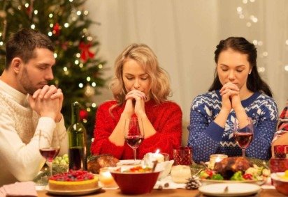 O significado do Natal transcende presentes e celebrações, destacando-se como um momento de reflexão (Imagem: Ground Picture | Shutterstock) -  (crédito: EdiCase) -O significado do Natal transcende presentes e celebrações, destacando-se como um momento de reflexão (Imagem: Ground Picture | Shutterstock) -  (crédito: EdiCase)