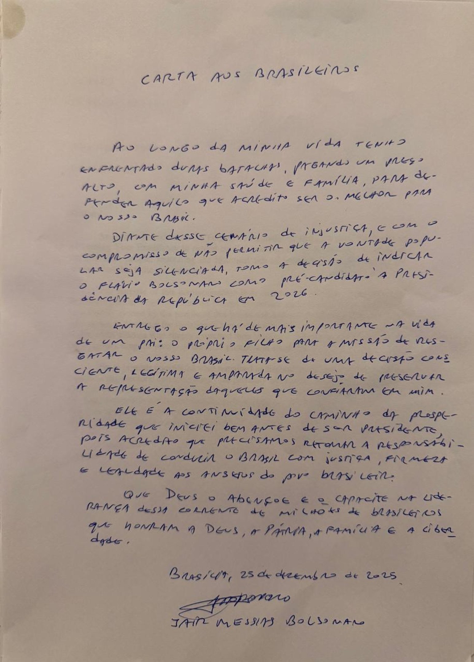 Carta escrita por Bolsonaro quando ainda estava preso na PF, dias antes da cirurgia