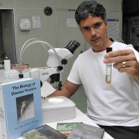  25/12/2025 Cr&eacute;dito: Marcelo Ferreira/CB/D.A Press. Brasil. Bras&iacute;lia - DF - UnB, Faculdade de Medicina, departamento de parasitologia, Professor Rodrigo Gurgel, fala sobre a Dengue. -  (crédito:  Marcelo Ferreira/CB/D.A Press)