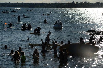 A falta de dados climáticos detalhados em muitos países com menos recursos dificulta obter uma visão completa do clima mundial.
- (crédito: Minervino Júnior/CB) A falta de dados climáticos detalhados em muitos países com menos recursos dificulta obter uma visão completa do clima mundial.
- (crédito: Minervino Júnior/CB)
