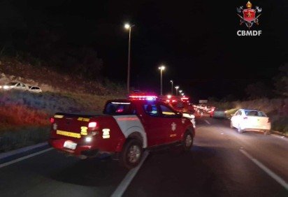 Ve&iacute;culo capota na BR-070 e deixa uma v&iacute;tima fatal