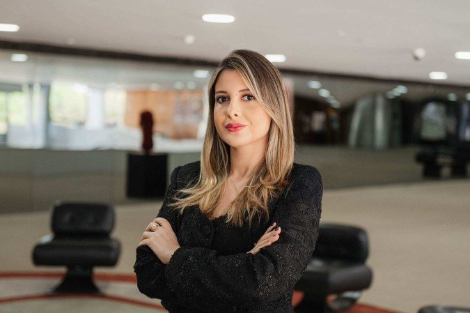  Francine Guedes, advogada, pós-graduada em direito penal e direito público, mestre em ciências criminológicas-forenses