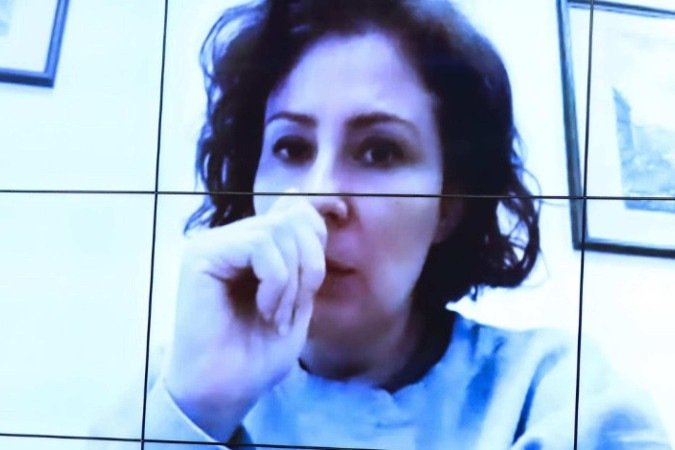 Fugitiva da Justiça brasileira, Zambelli apanhou de detentas em prisão na Itália, afirma senador - (crédito: Reprodução/Redes Sociais) Fugitiva da Justiça brasileira, Zambelli apanhou de detentas em prisão na Itália, afirma senador - (crédito: Reprodução/Redes Sociais)