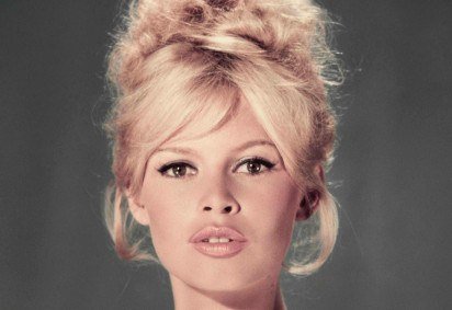 Os pais de Brigitte Bardot queriam que ela se tornasse bailarina -  (crédito: Roger Viollet via Getty Images) -Os pais de Brigitte Bardot queriam que ela se tornasse bailarina -  (crédito: Roger Viollet via Getty Images)