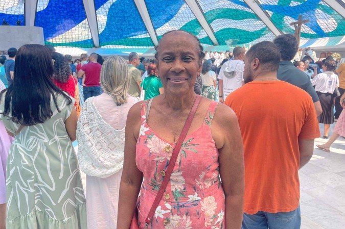 Ros&acirc;ngela Miguel ressaltou a import&acirc;ncia de propagar amor entre os fi&eacute;is