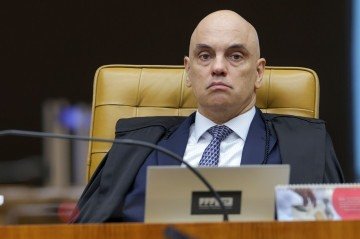 Desafeto dos bolsonaristas, oposição acelera as manobras para forçar o Congresso a tomar alguma atitude drástica contra o ministro - (crédito: Rosinei Coutinho/STF) Desafeto dos bolsonaristas, oposição acelera as manobras para forçar o Congresso a tomar alguma atitude drástica contra o ministro - (crédito: Rosinei Coutinho/STF)