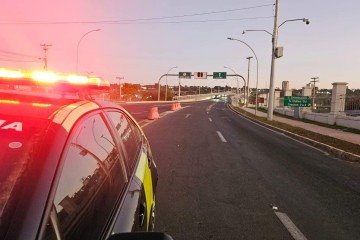 Os reparos ser&atilde;o realizados na faixa central e na do sentido Plano Piloto  -  (crédito: (Divulga&ccedil;&atilde;o/Detran-DF))