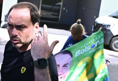 Bolsonaro foi alvo de uma facada em 2018, durante as eleições presidenciais. Desde então, foi submetido a diversas cirurgias -  (crédito: Reprodução/Instagram) -Bolsonaro foi alvo de uma facada em 2018, durante as eleições presidenciais. Desde então, foi submetido a diversas cirurgias -  (crédito: Reprodução/Instagram)