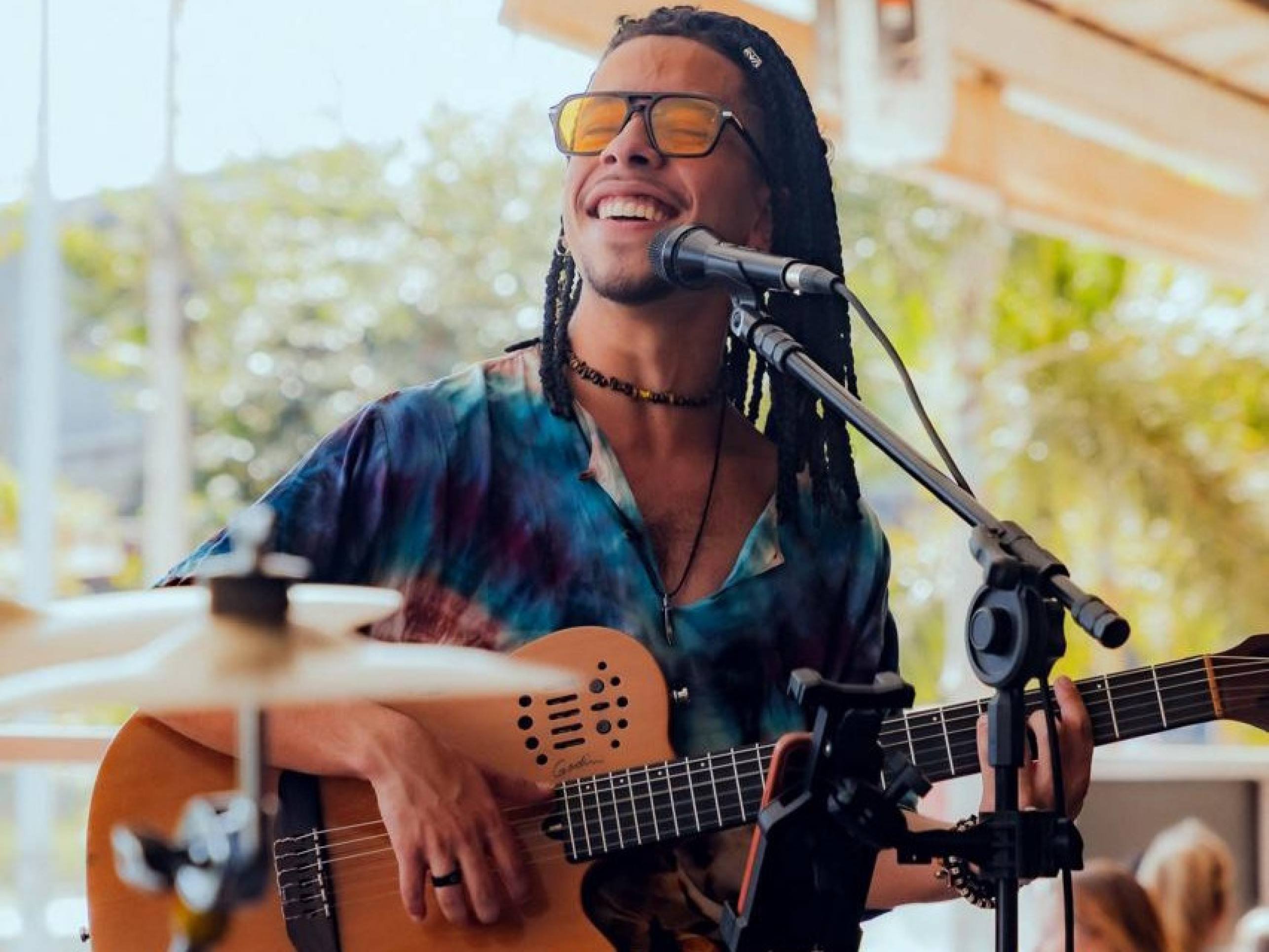 Música e feijoada para celebrar o primeiro sábado do ano