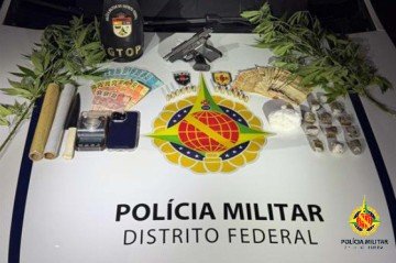 Adolescente e os ocupantes do veículo abordado foram encaminhados à Delegacia da Criança e do Adolescente -  (crédito: Divulgação/PMDF)