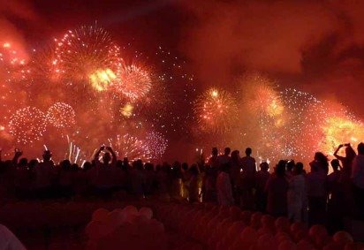 Muita gente que se excede na bebida durante o Réveillon corre o risco de começar o ano com uma incômoda ressaca. Um problema que também acontece após outros tipos de festa.  -  (crédito: Flickr PortoBay Experiences) -Muita gente que se excede na bebida durante o Réveillon corre o risco de começar o ano com uma incômoda ressaca. Um problema que também acontece após outros tipos de festa.  -  (crédito: Flickr PortoBay Experiences)