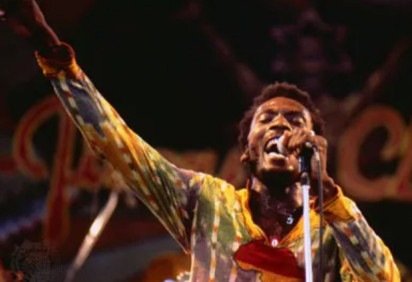 No dia 24 de novembro de 2025, o mundo da música despediu-se de Jimmy Cliff, icone do reggae. O cantor, compositor e multi-instrumentista morreu em Kingston, cidade que é o berço desse gênero musical. A seguir, o Flipar destaca curiosidades sobre a capital da Jamaica.
 -  (crédito: Divulgação Site Oficial) -No dia 24 de novembro de 2025, o mundo da música despediu-se de Jimmy Cliff, icone do reggae. O cantor, compositor e multi-instrumentista morreu em Kingston, cidade que é o berço desse gênero musical. A seguir, o Flipar destaca curiosidades sobre a capital da Jamaica.
 -  (crédito: Divulgação Site Oficial)